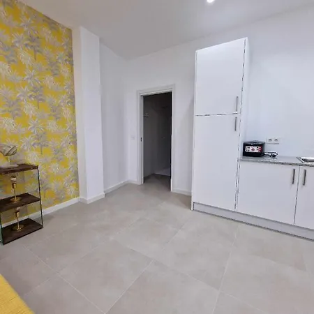 Apartment Moderno 3 En Calle Marmoles Malaga